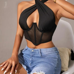 Crop tops Nura Collection Crop top modern për femra Crop tops trendy verore Crop tops stil dhe rehati Crop tops outfit casual