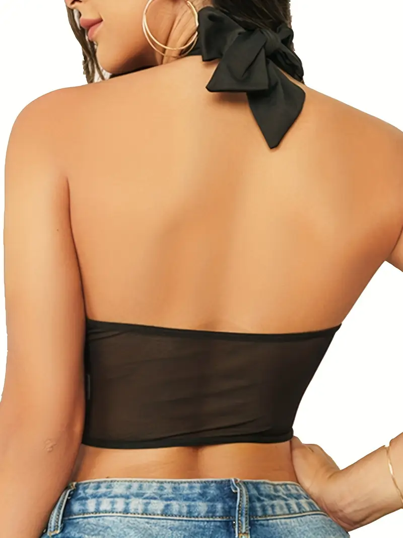 Crop tops Nura Collection Crop top modern për femra Crop tops trendy verore Crop tops stil dhe rehati Crop tops outfit casual