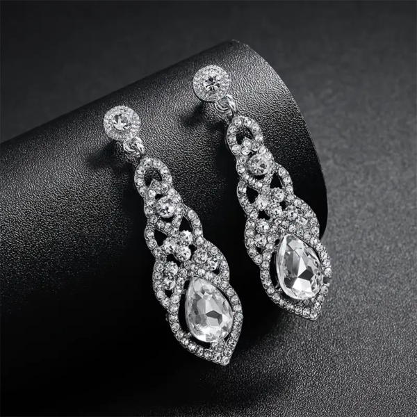 Vathë Elegantë Teardrop për Femra – Alloy me Gurë Rhinestone