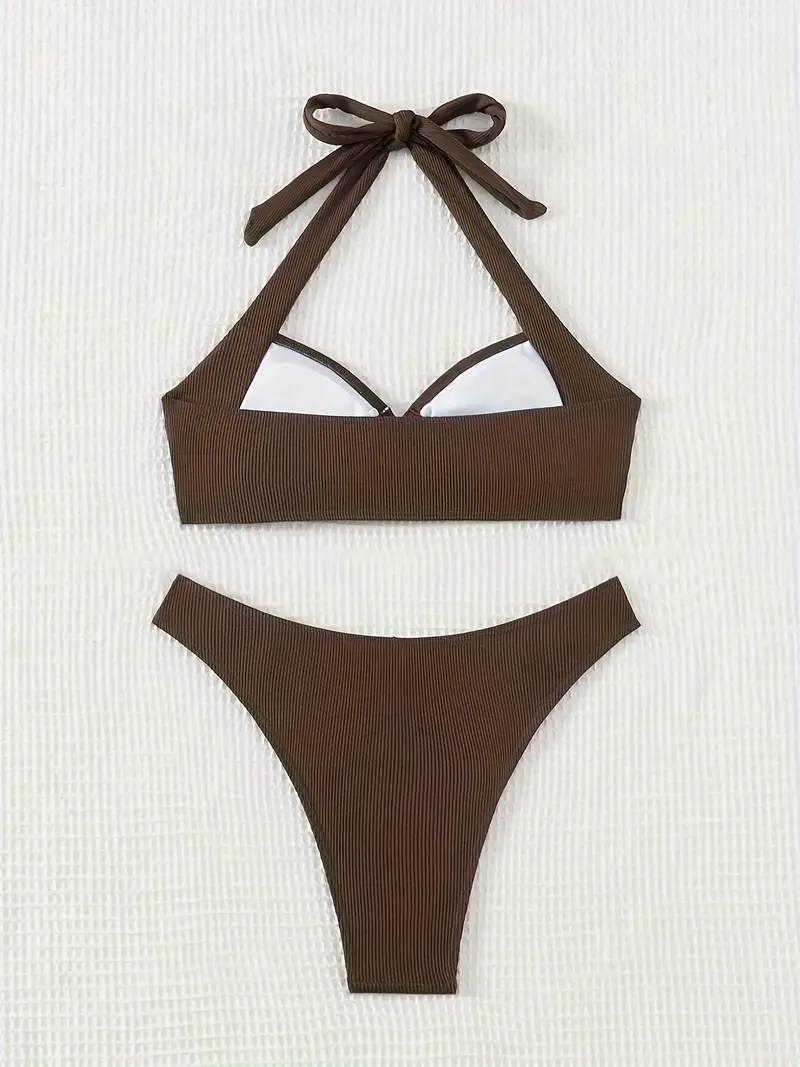 Rroba banjo Nura Collection Kostume banje për femra Rroba banjo moderne verore Rroba banjo stil dhe rehati Koleksion rroba banjo
