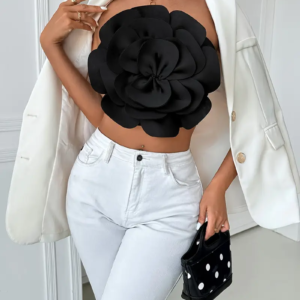 Crop tops Nura Collection Crop top modern për femra Crop tops trendy verore Crop tops stil dhe rehati Crop tops outfit casual