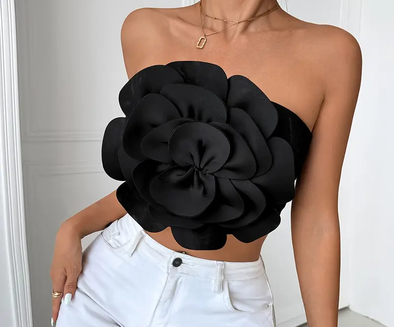 Crop tops Nura Collection Crop top modern për femra Crop tops trendy verore Crop tops stil dhe rehati Crop tops outfit casual